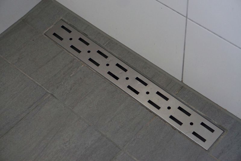 Linear Drain